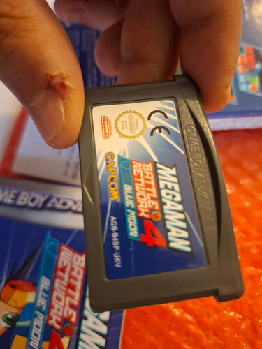 1000088933