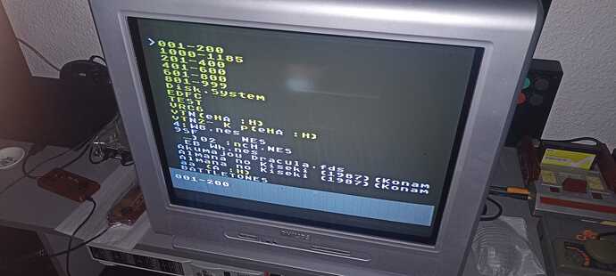13 Famicom TV-AV