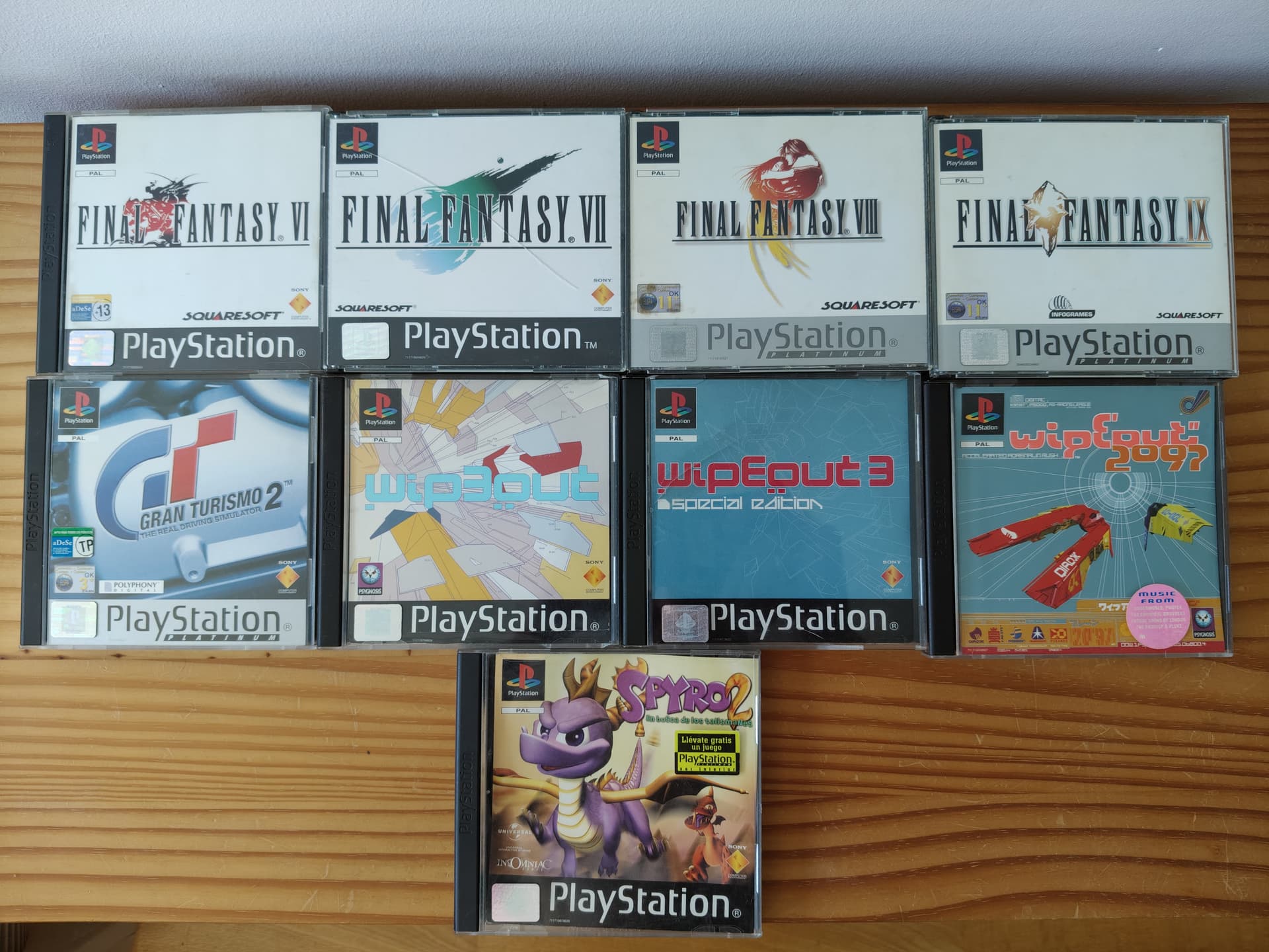 Mi pequeña colección de PS1, PS2, PS3, PS4 y PSP (+ guías